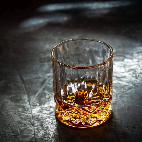 The Connoisseur's Set - Signature Whiskey Glass Edition Insight To Man